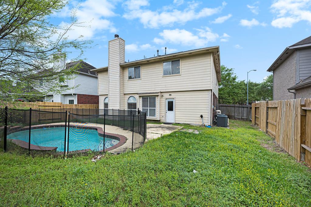 8322 Morning Dawn Drive, Houston, Texas image 19