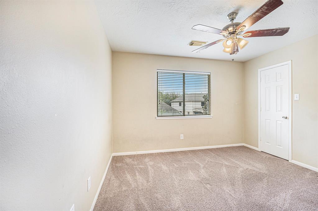 8322 Morning Dawn Drive, Houston, Texas image 17