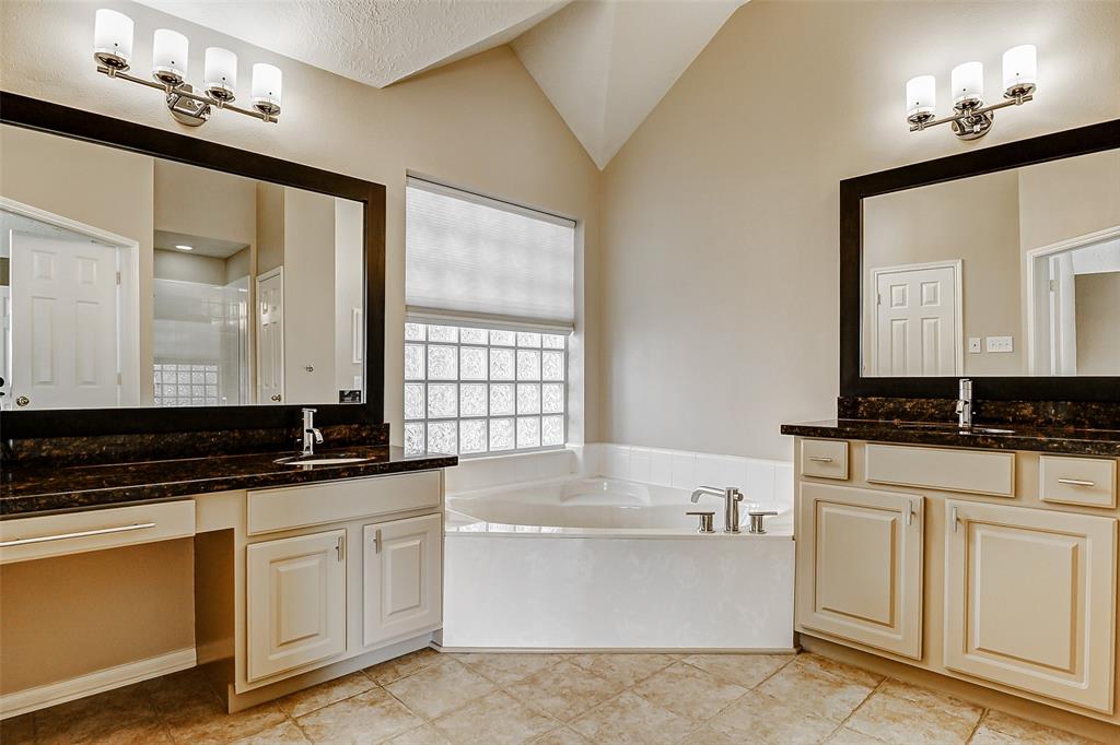 2626 Honeysuckle Walk, Spring, Texas image 23