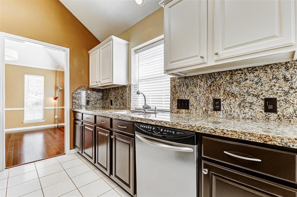 2626 Honeysuckle Walk, Spring, Texas image 12