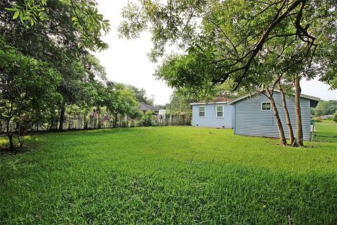 A home in La Marque