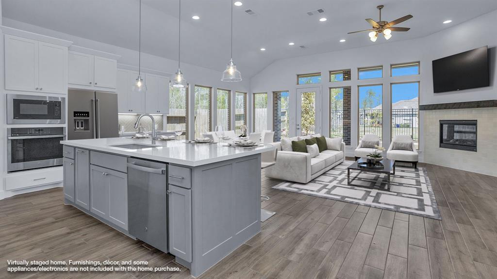 17747 Monarch Vista Lane, Conroe, Texas image 2