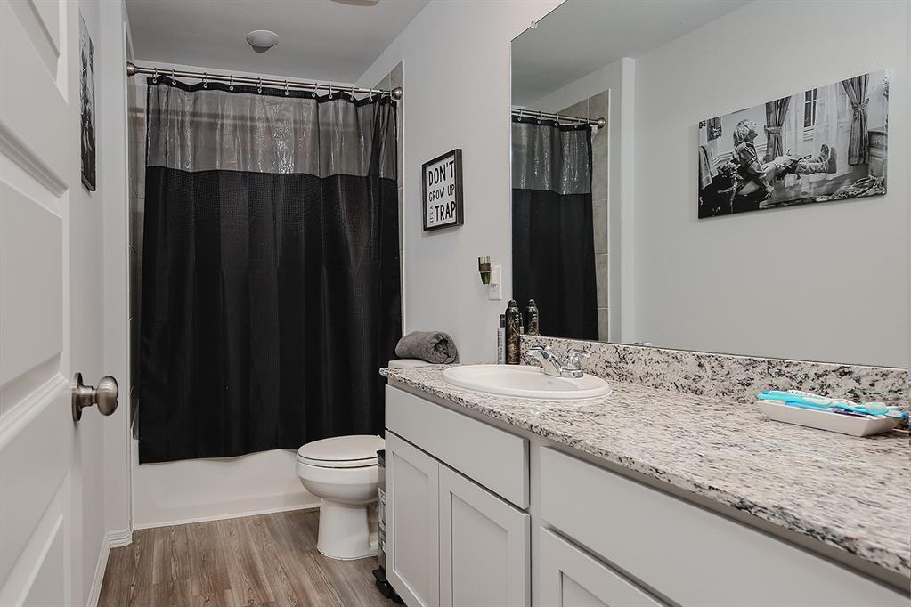 10910 Holly Briar Ct, Tomball, Texas image 23