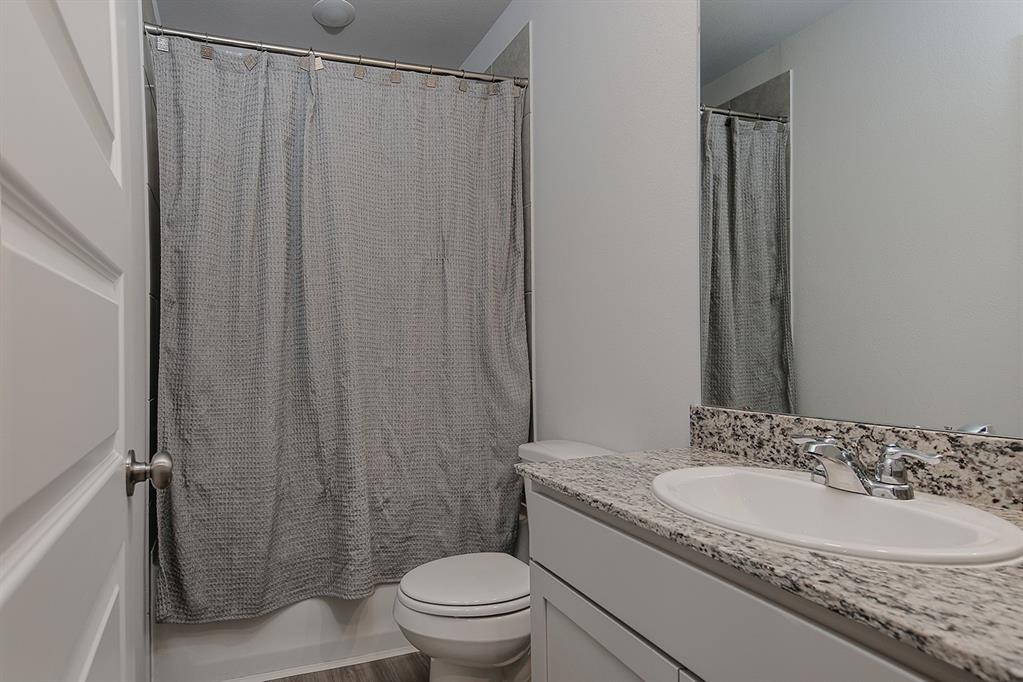 10910 Holly Briar Ct, Tomball, Texas image 21