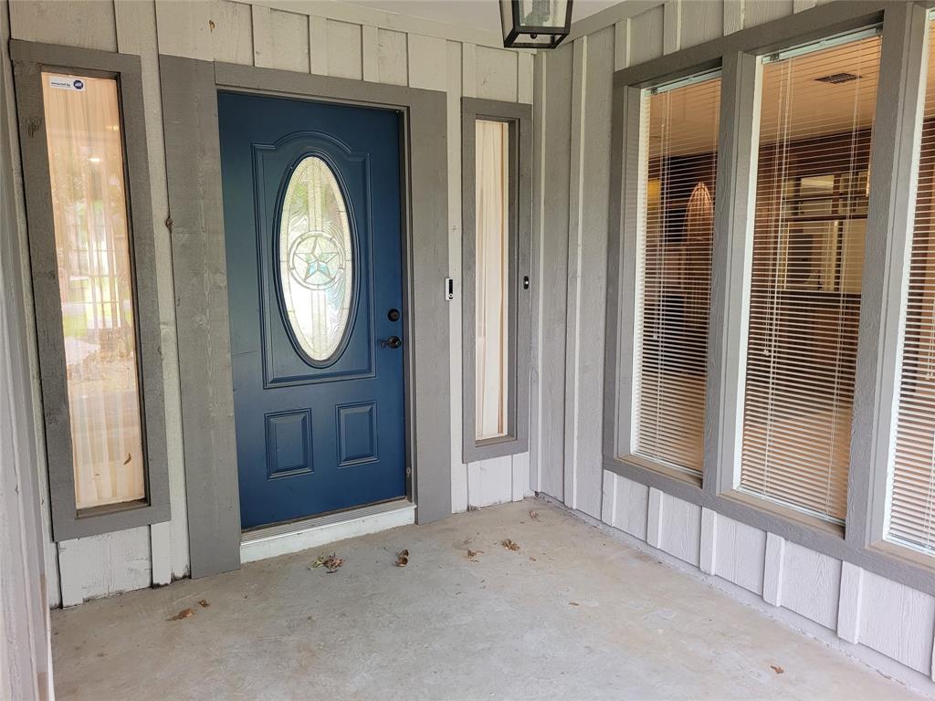 24 Greentree Lane