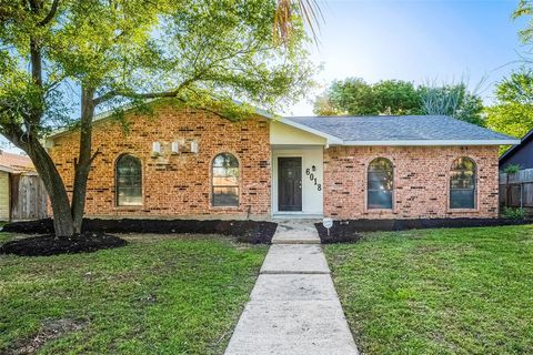 Single Family Residence in Houston TX 6018 Lansdown Drive.jpg