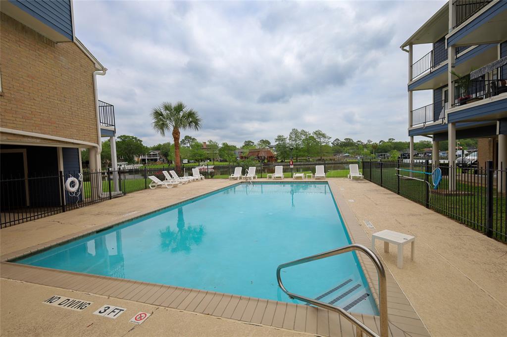 18511 Egret Bay Boulevard #310, Webster, Texas image 33