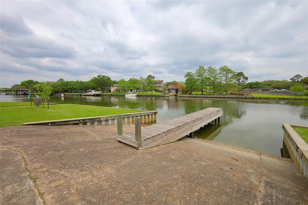 18511 Egret Bay Boulevard #310, Webster, Texas image 36