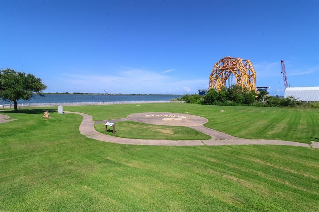 Greenwich Street, Sabine Pass, Texas image 8