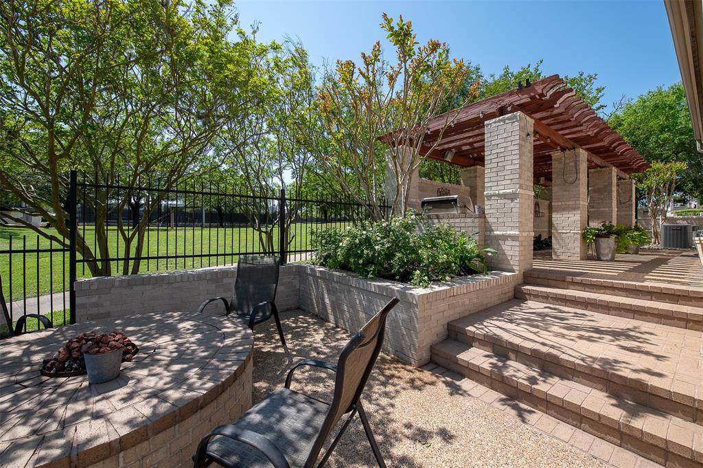 4776 Stonebriair Circle, College Station, Texas image 38