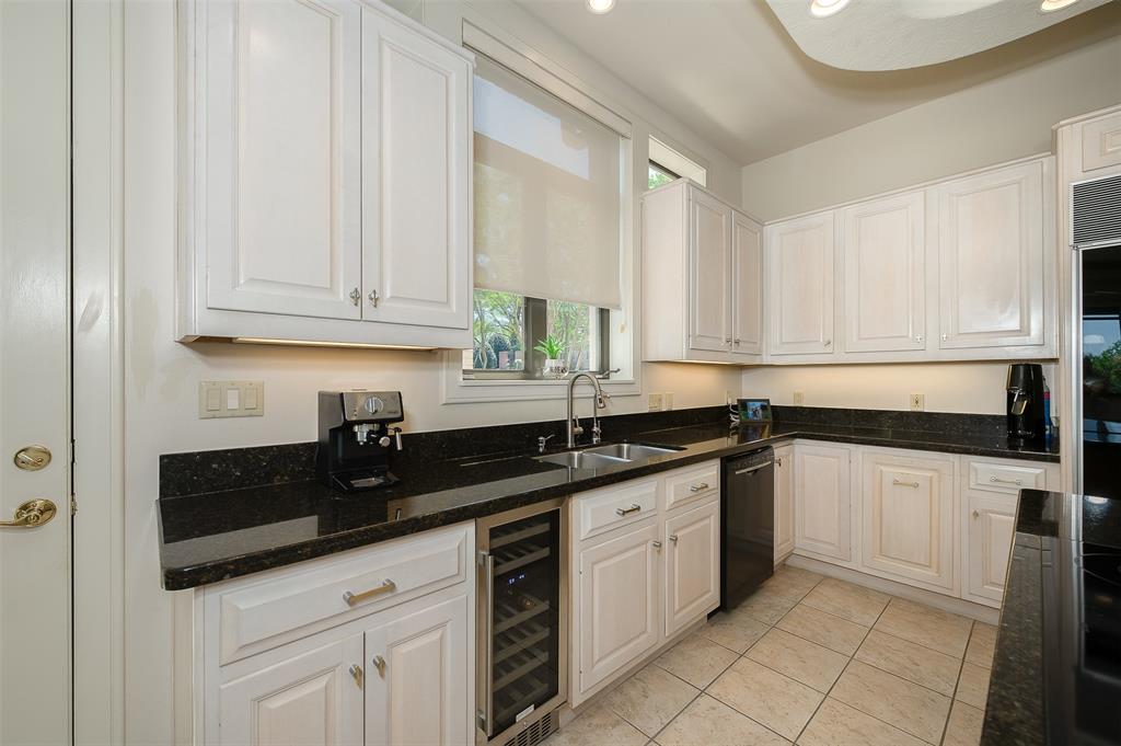 4776 Stonebriair Circle, College Station, Texas image 15