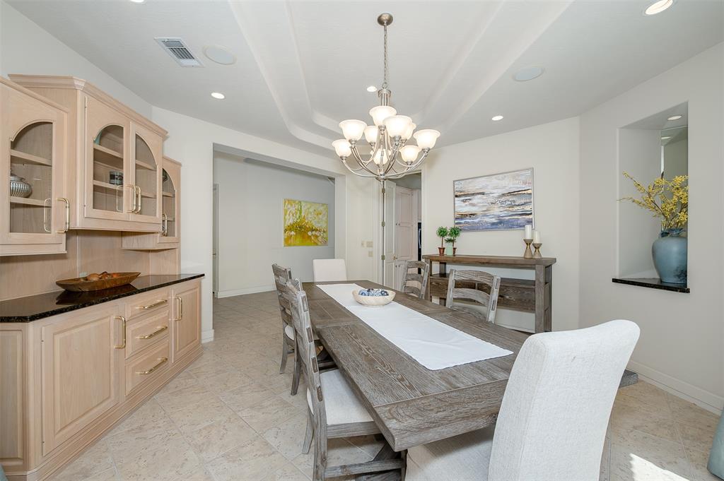 4776 Stonebriair Circle, College Station, Texas image 6