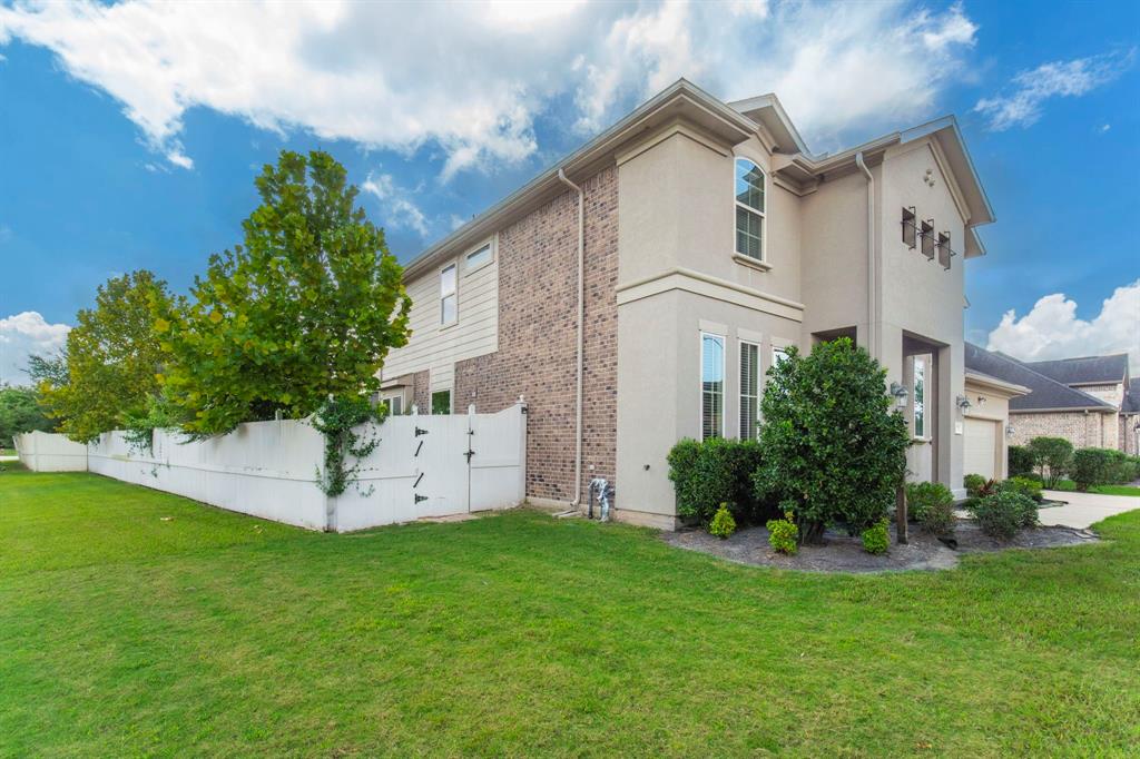 8107 Summer Breeze Lane