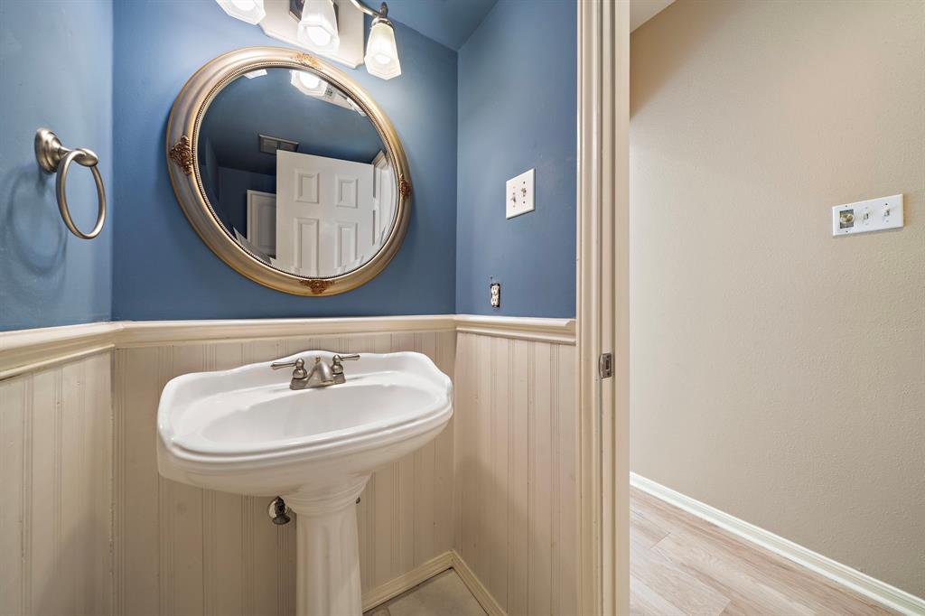 2444 Bering Drive #2444, Houston, Texas image 7