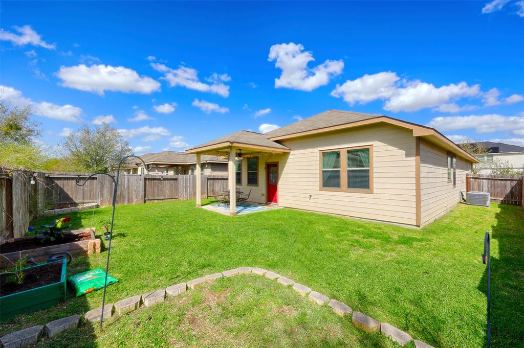 1026 Pleasant Bend, Conroe, Texas image 31