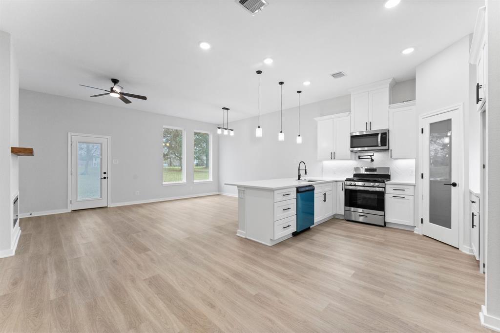 14833 Spica Court Ct, Willis, Texas image 3