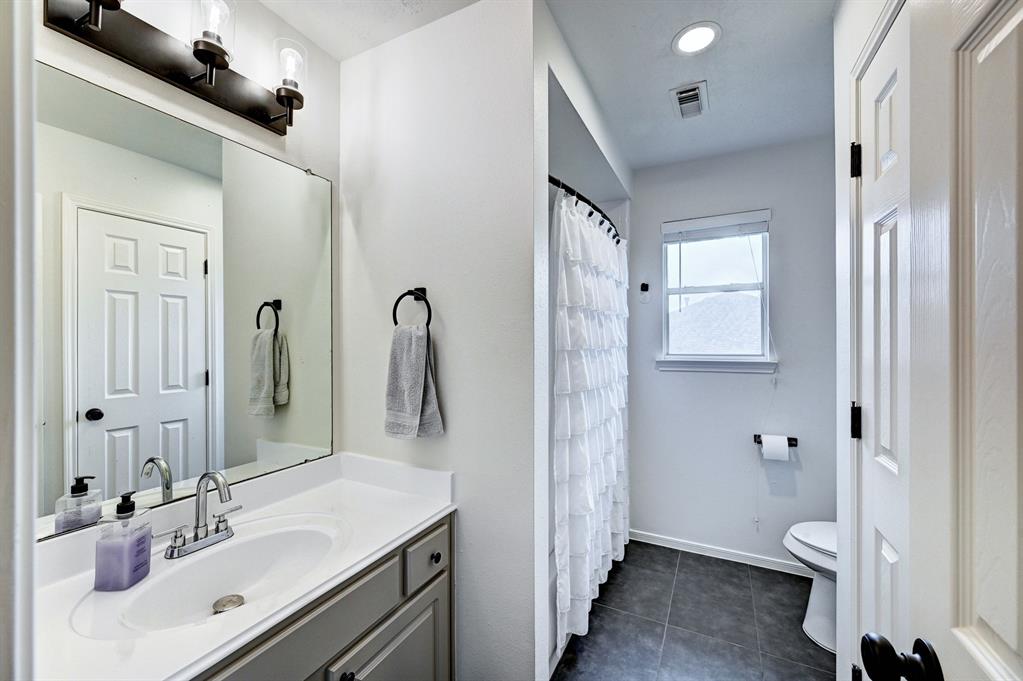 17814 Placid Oak Court, Cypress, Texas image 39