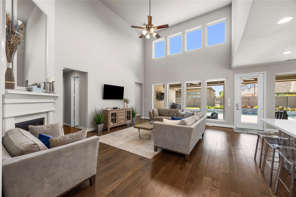 30423 Wild Garden Way Court, Fulshear, Texas image 9
