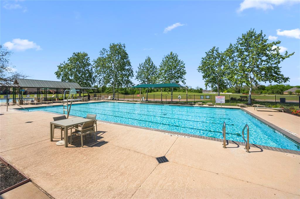 30423 Wild Garden Way Court, Fulshear, Texas image 36