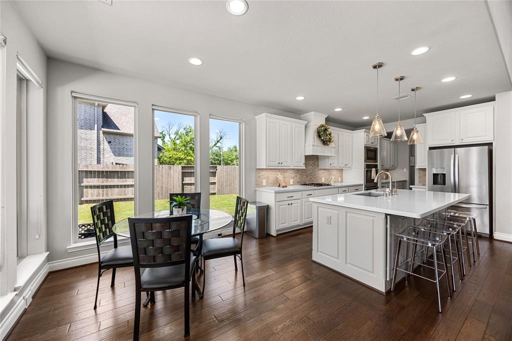 30423 Wild Garden Way Court, Fulshear, Texas image 13
