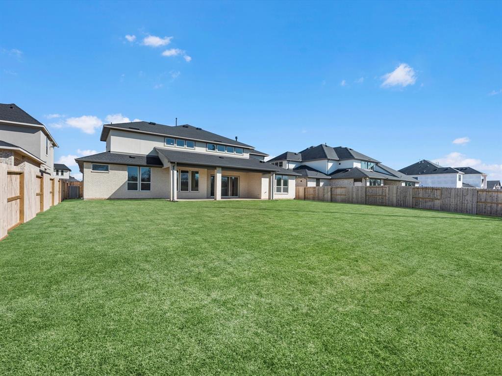 10118 Drifting Wind Lane, Missouri City, Texas image 21
