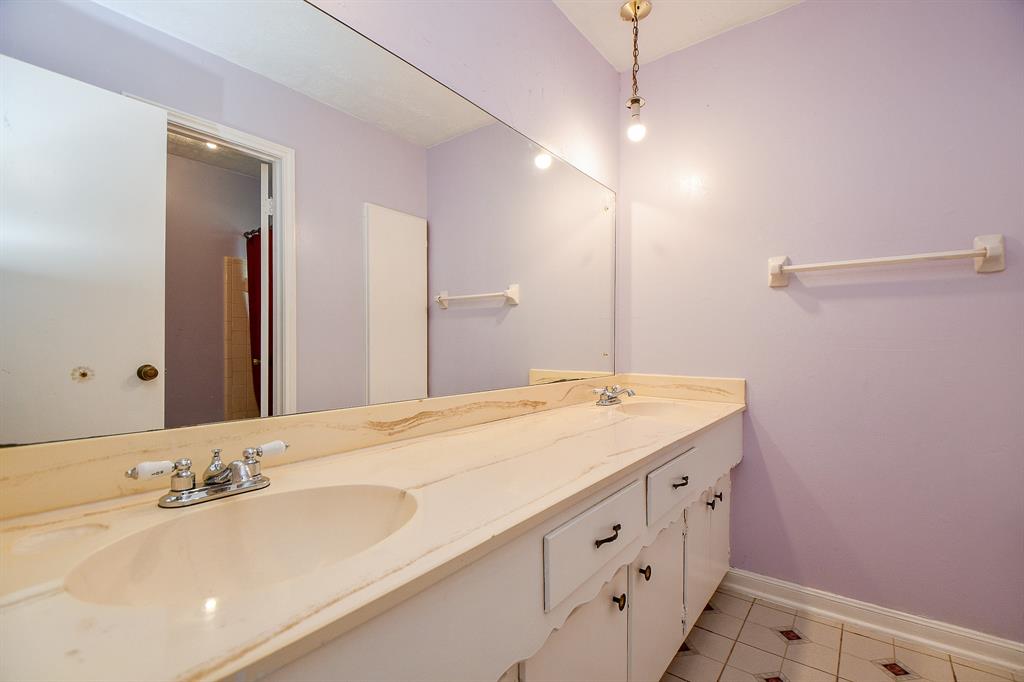 11702 N Petersham Drive, Houston, Texas image 20