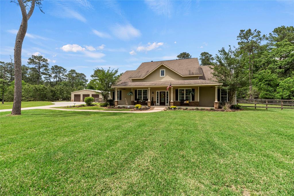 30710 N Holly Oaks Circle, Magnolia, Texas image 2