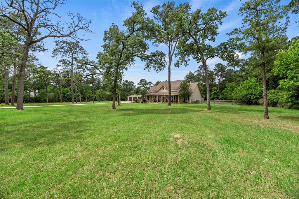 30710 N Holly Oaks Circle, Magnolia, Texas image 4
