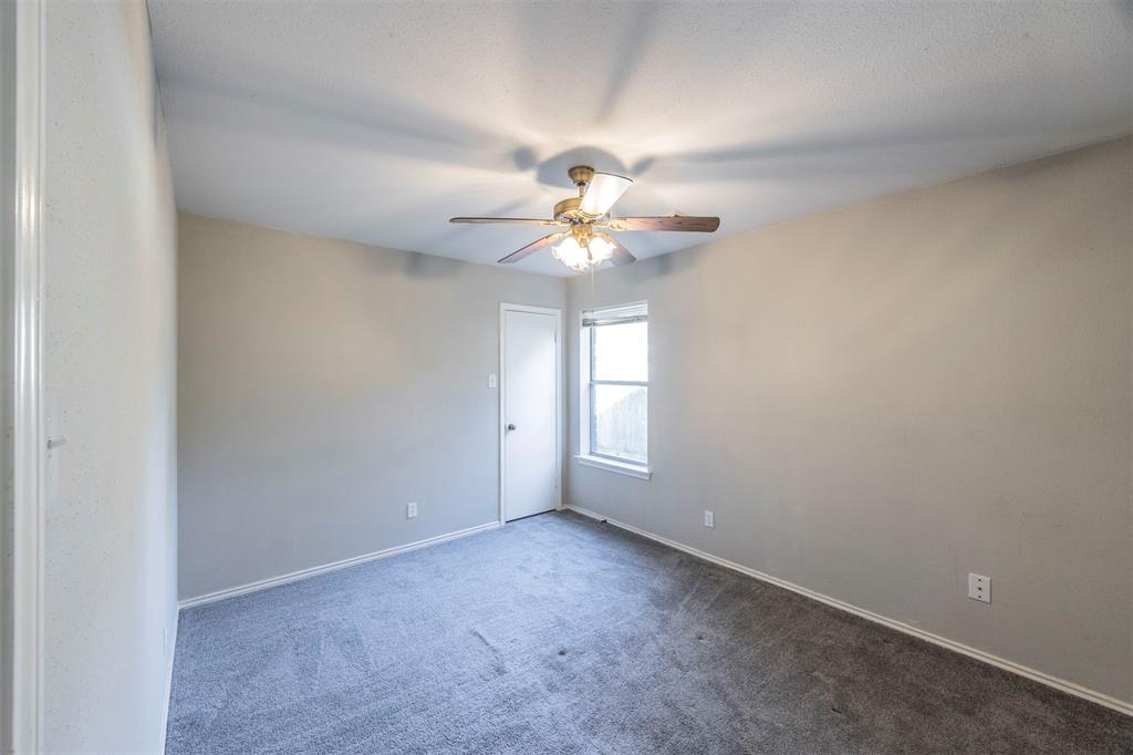 9402 Calwood Circle, Spring, Texas image 18
