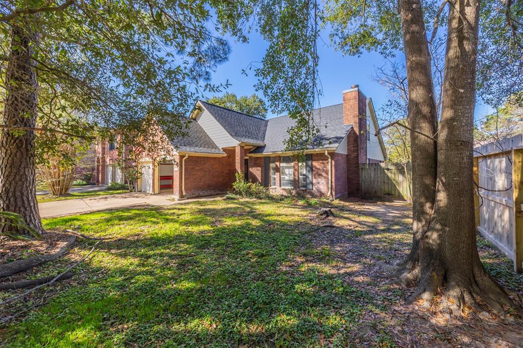 9402 Calwood Circle, Spring, Texas image 1