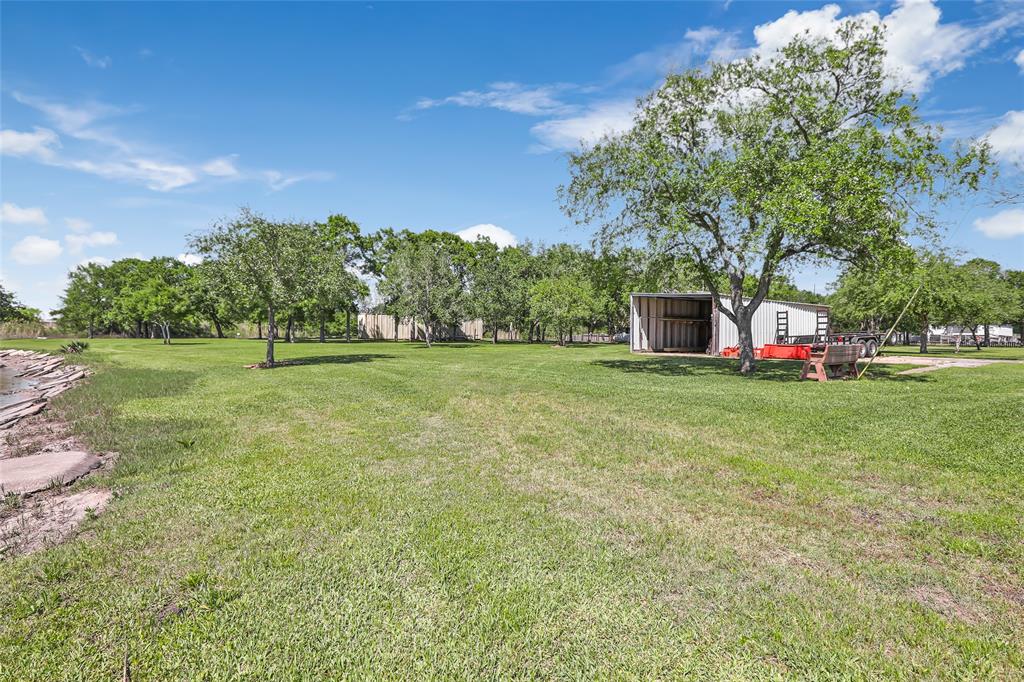 603 Shady Glen Drive, Anahuac, Texas image 45