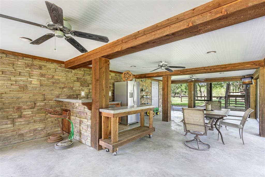 603 Shady Glen Drive, Anahuac, Texas image 29