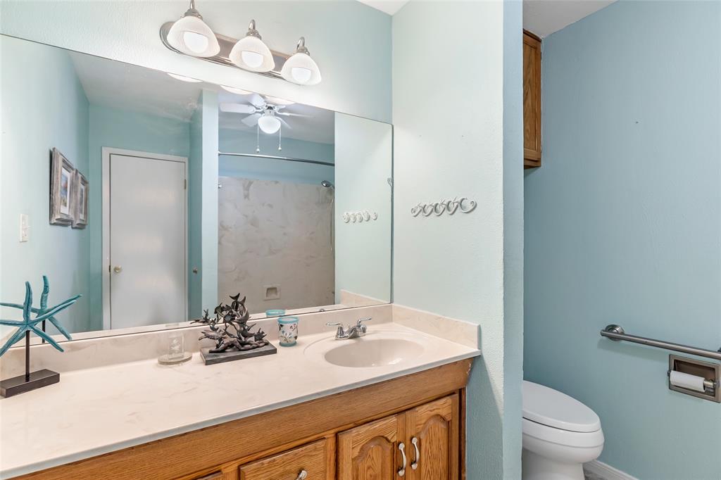 603 Shady Glen Drive, Anahuac, Texas image 21