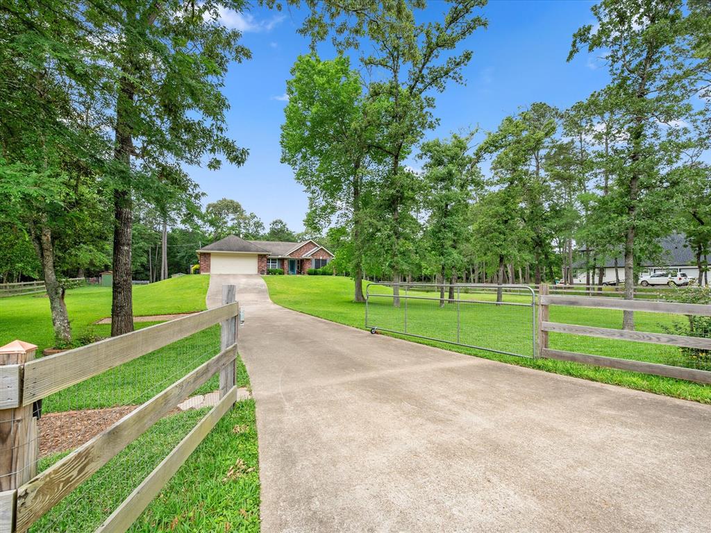 605 Pelican Street, Magnolia, Texas image 1