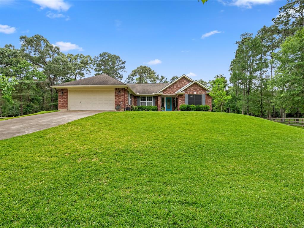 605 Pelican Street, Magnolia, Texas image 3