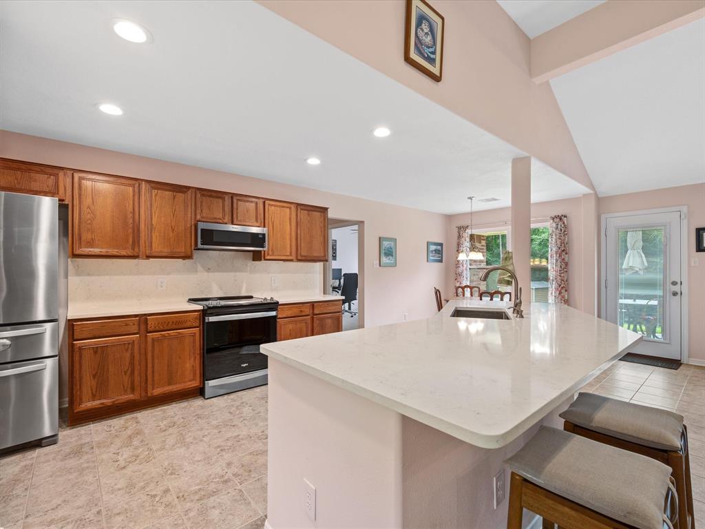 605 Pelican Street, Magnolia, Texas image 11