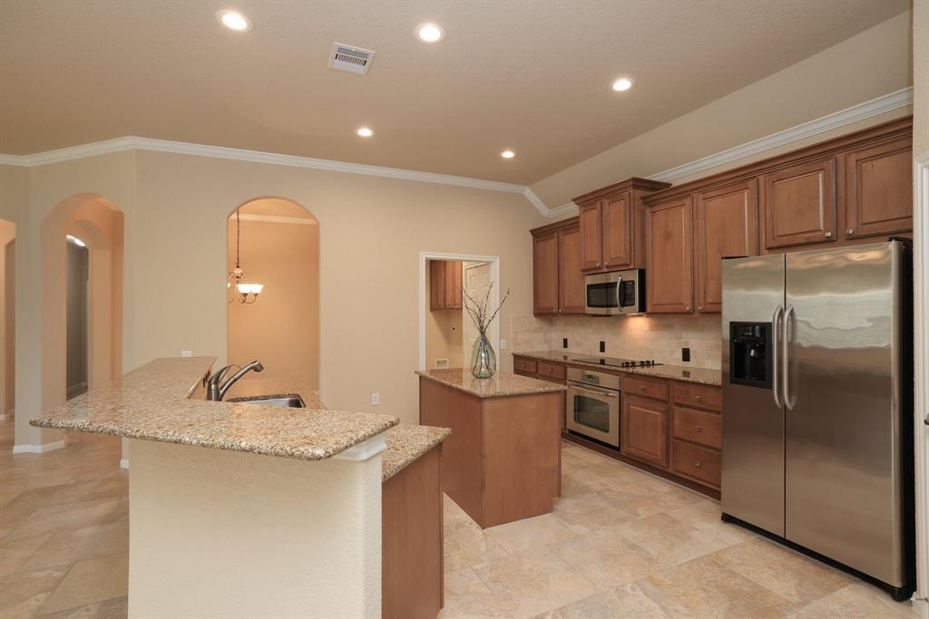 19223 Blue Cove Court, Cypress, Texas image 11