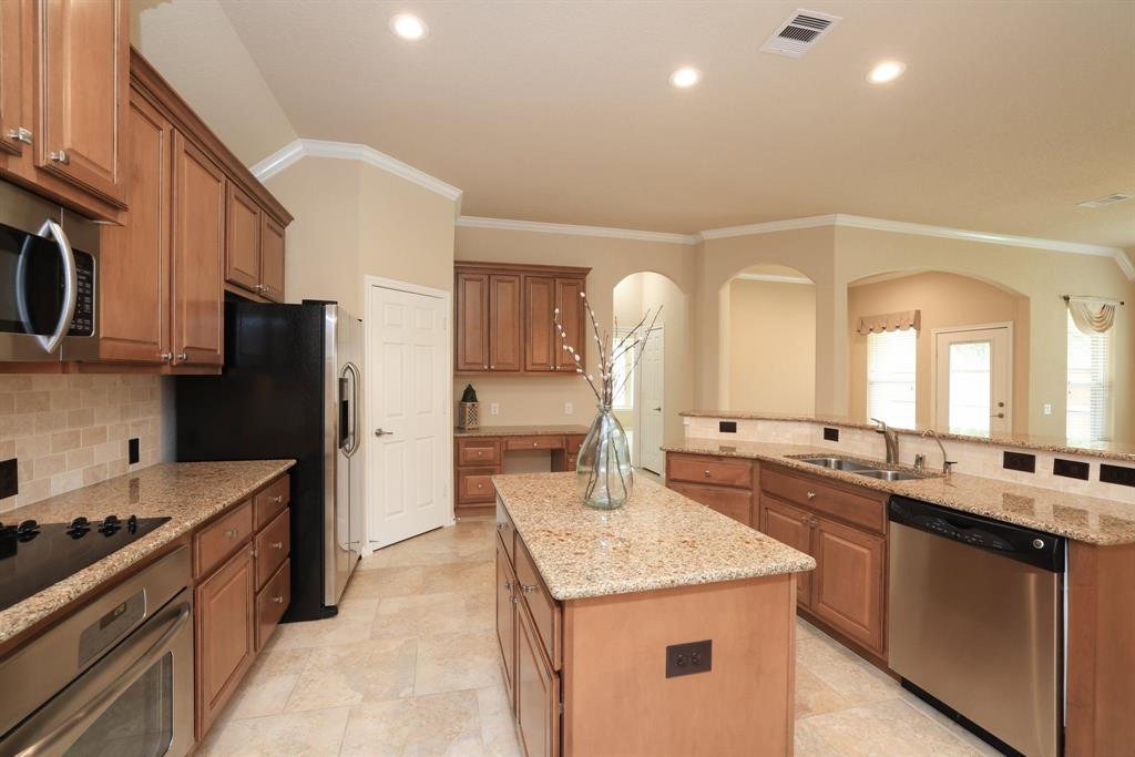 19223 Blue Cove Court, Cypress, Texas image 13