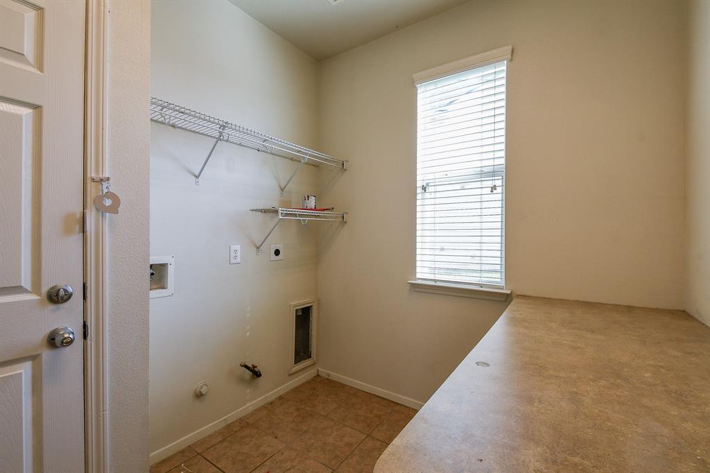 3043 Feather Green Trail, Fresno, Texas image 16