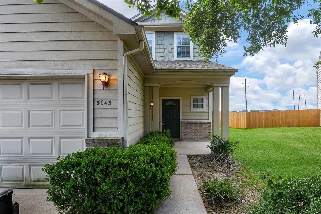 3043 Feather Green Trail, Fresno, Texas image 2