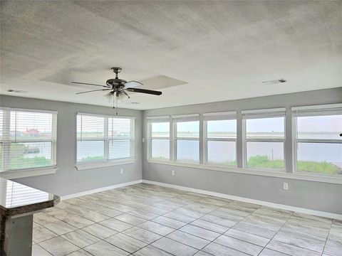 Photo of 4606 Warren Way, Hitchcock, TX 77563 (MLS # 69289318)
