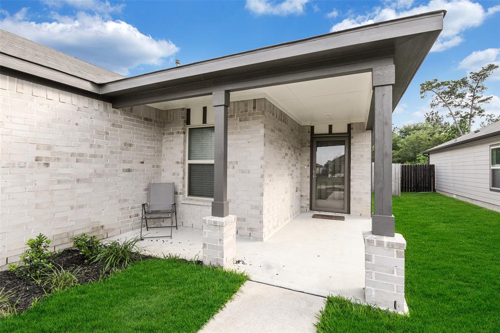 254 Cumberland Forest Drive, Magnolia, Texas image 2