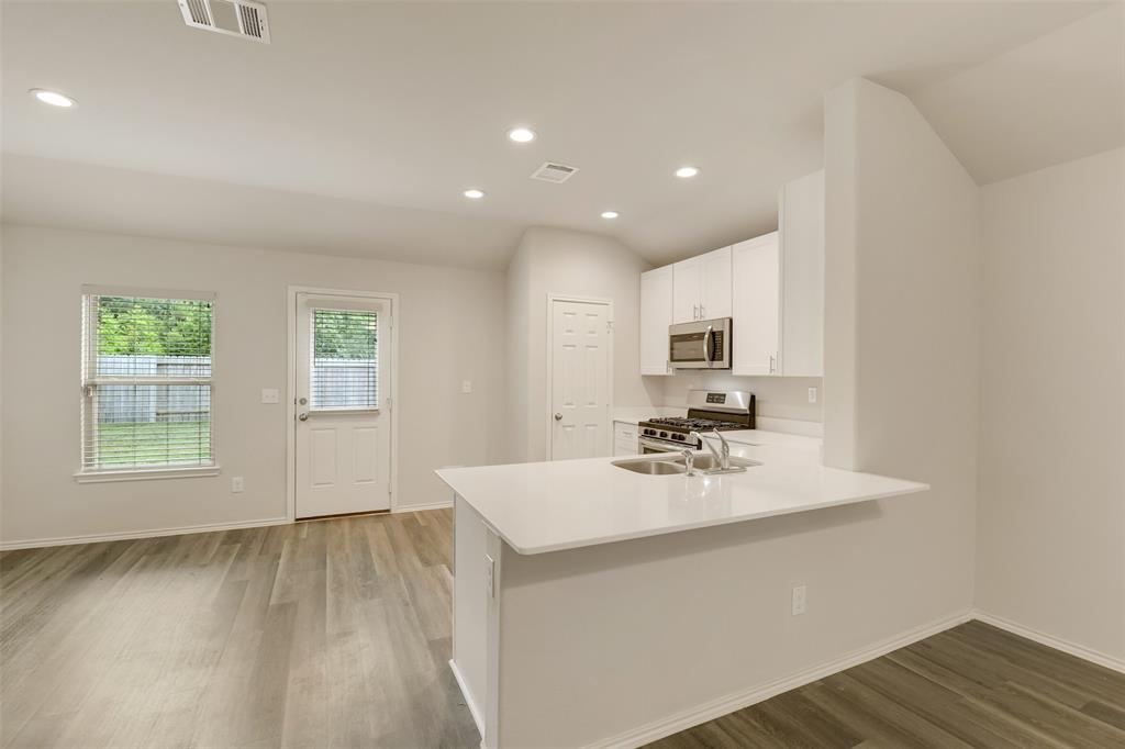 property-search 4 254 Cumberland Forest Drive