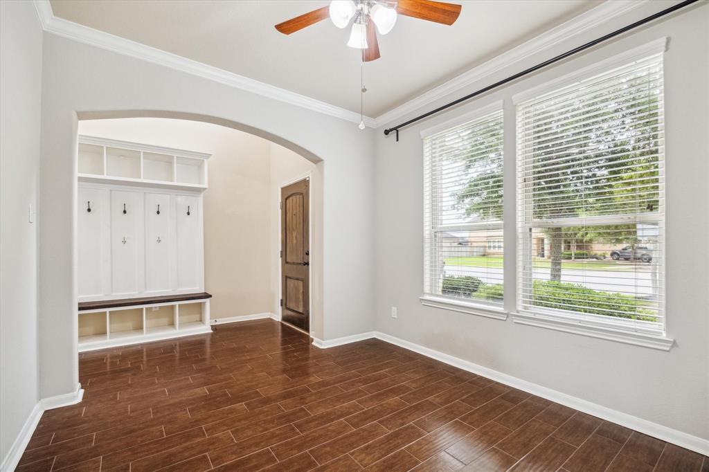 5830 Watford Bend