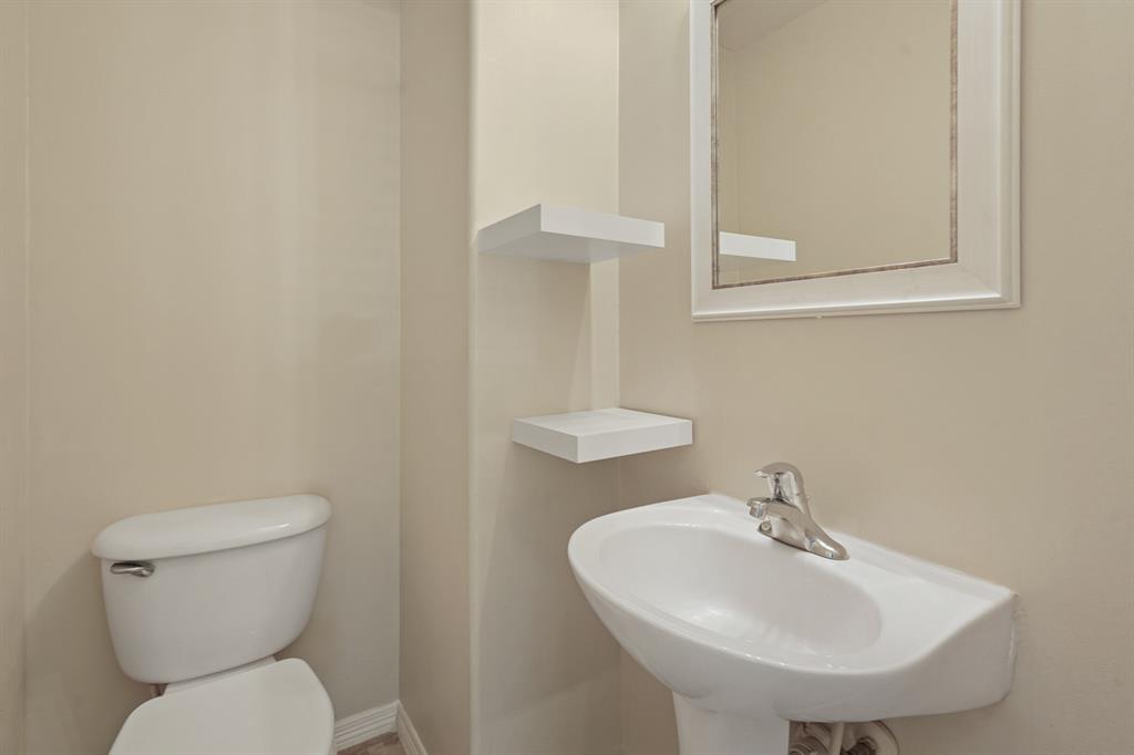 6001 S Fawnlake Drive, Katy, Texas image 6