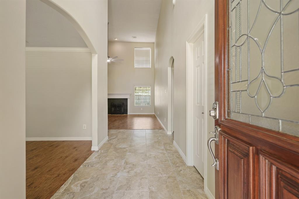 6001 S Fawnlake Drive, Katy, Texas image 5