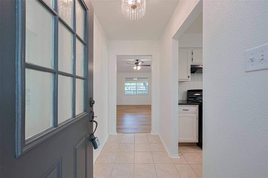 31306 Antonia Lane, Tomball, Texas image 2