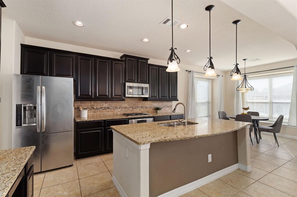 13514 Mooring Pointe Drive, Pearland, Texas image 37