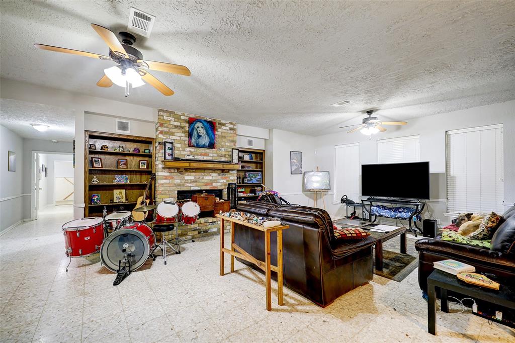 1664 N Mccaleb Road, Montgomery, Texas image 10
