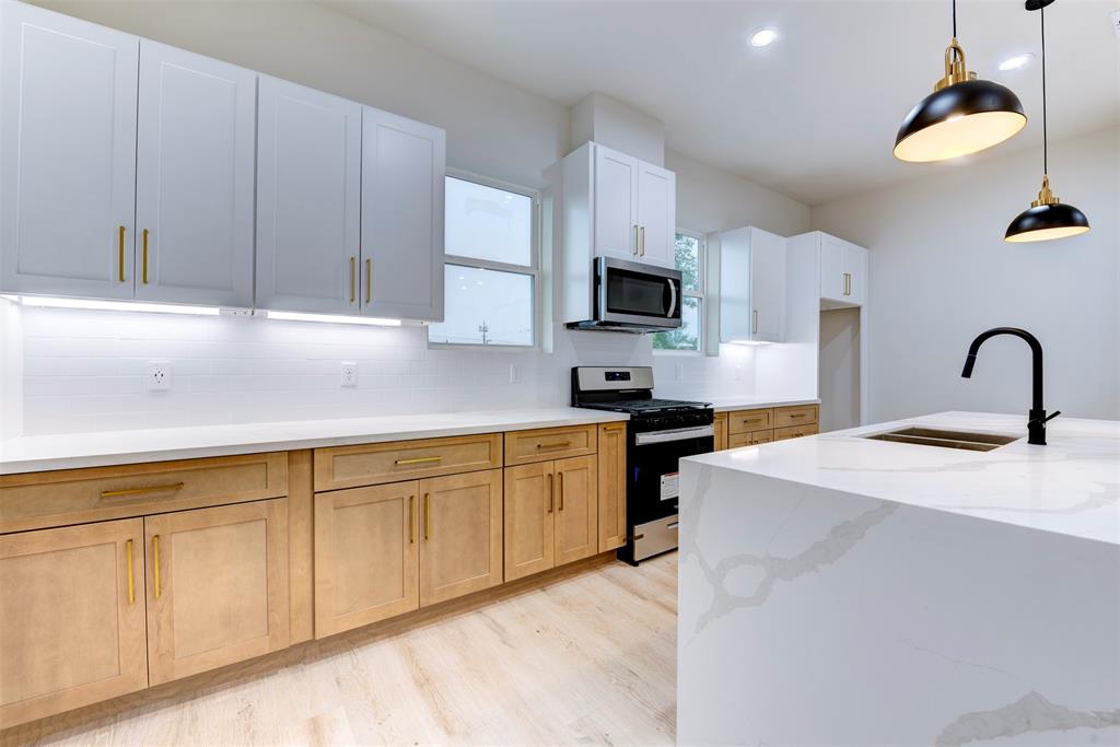 1308 Evelyn Street, Houston, Texas image 2
